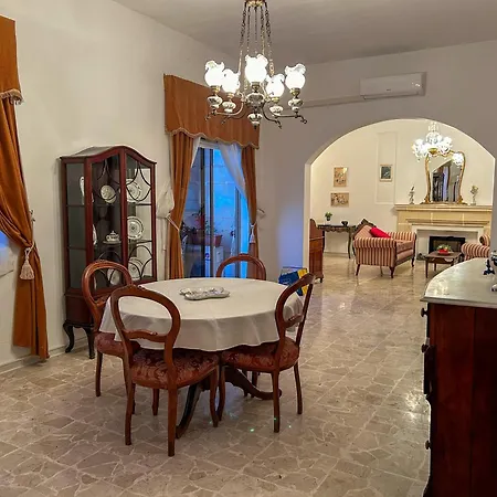 Apartmán Traditional Apartment, Classic Style With Sea View In Tigne Point Sliema