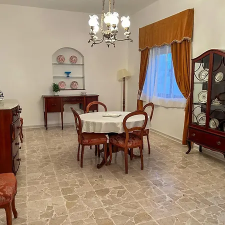 Traditional Apartment, Classic Style With Sea View In Tigne Point Lejlighed *