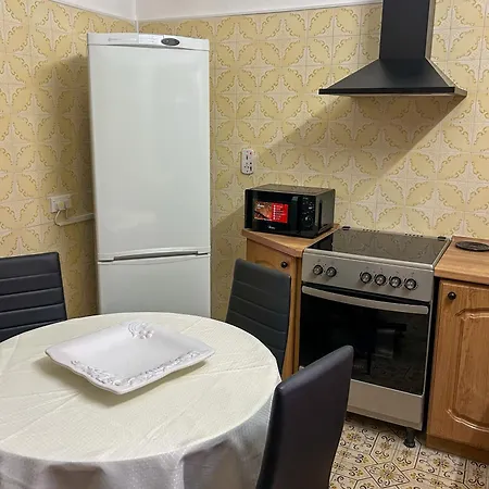 Traditional Apartment, Classic Style With Sea View In Tigne Point Apartment Sliema