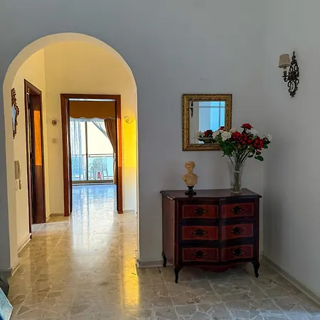 Lejlighed Traditional Apartment, Classic Style With Sea View In Tigne Point