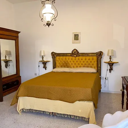 Apartman Traditional Apartment, Classic Style With Sea View In Tigne Point Sliema