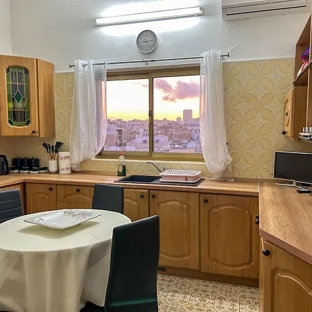 Traditional Apartment, Classic Style With Sea View In Tigne Point *