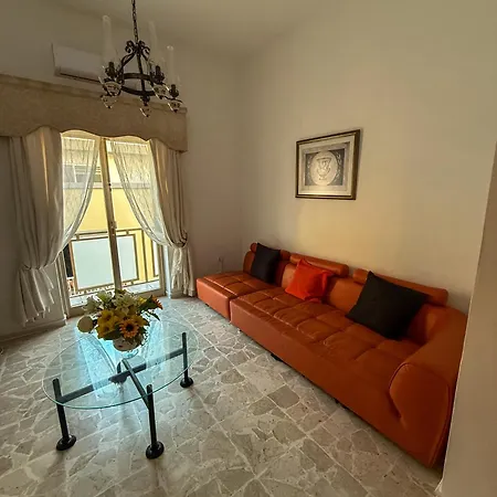 Traditional Apartment, Classic Style With Sea View In Tigne Point Sliema