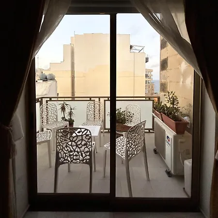 Traditional Apartment, Classic Style With Sea View In Tigne Point * Sliema