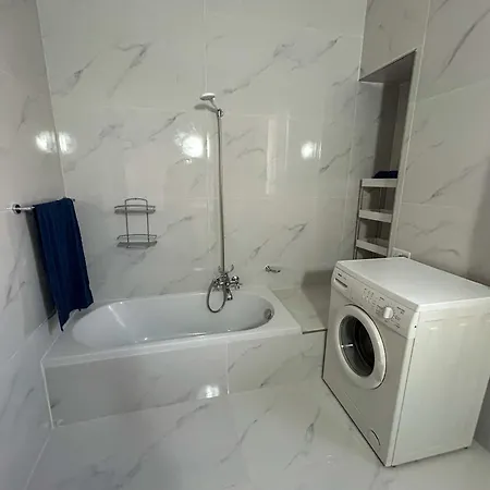 Traditional Apartment, Classic Style With Sea View In Tigne Point