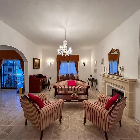 Traditional Apartment, Classic Style With Sea View In Tigne Point Sliema